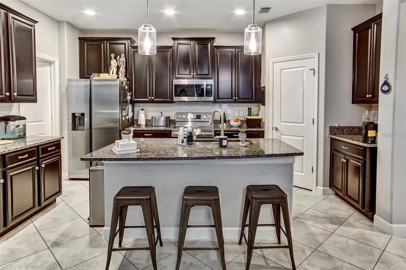 11420 FRESHWATER RIDGE DRIVE, Riverview, FL 33569 11420 FRESHWATER RIDGE DRIVE, Riverview, FL 33569