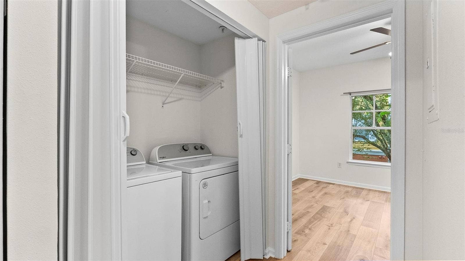 LAUNDRY CLOSET