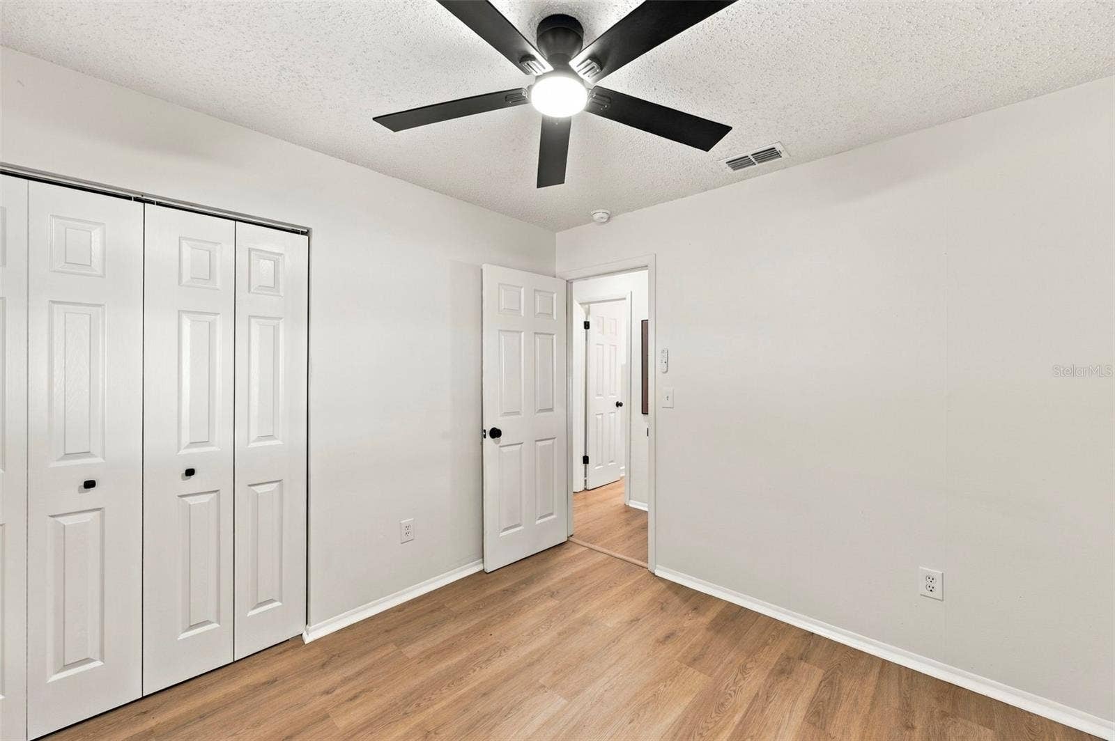 8168 82ND AVENUE, Seminole, FL 33777