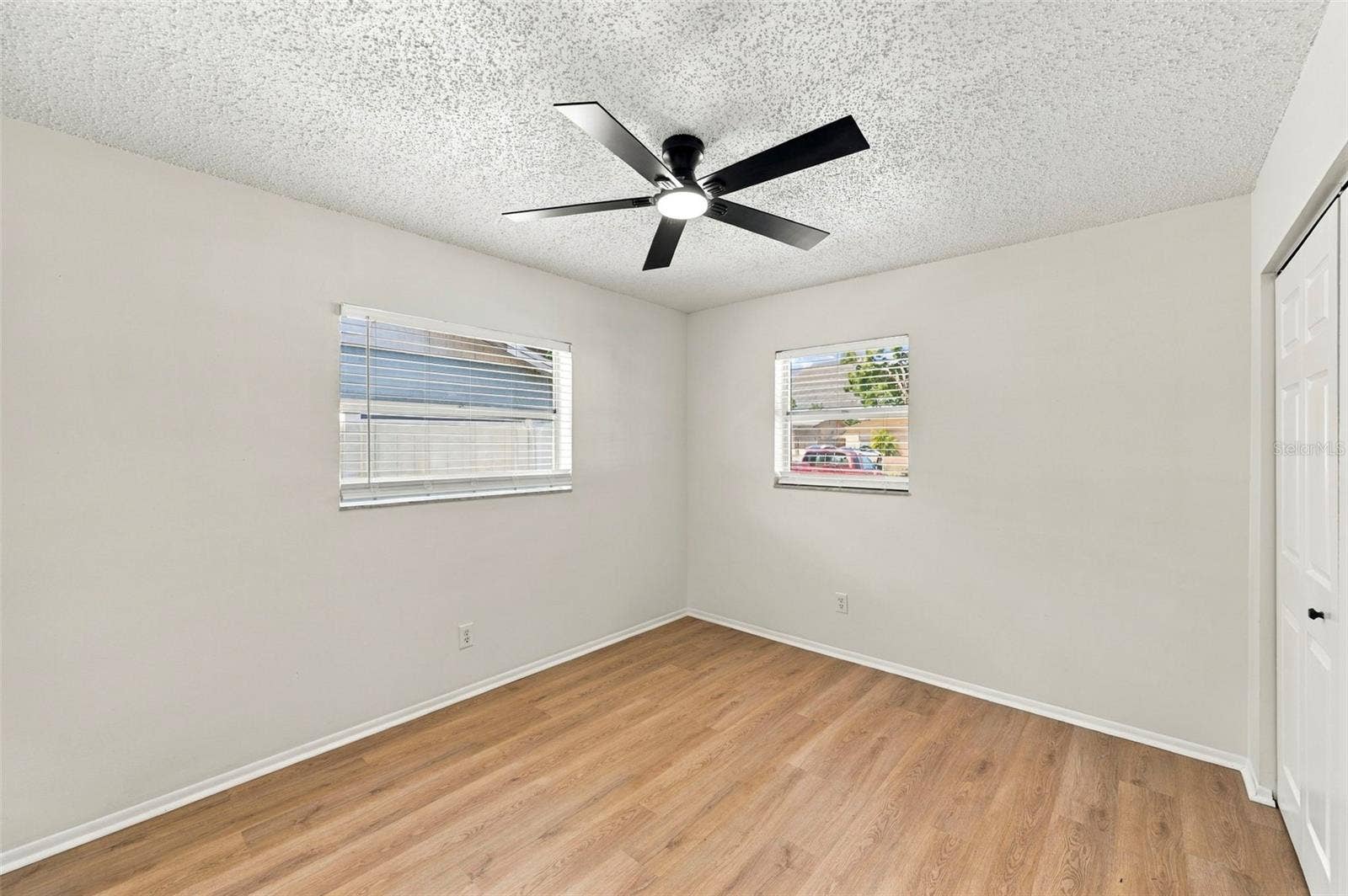 8168 82ND AVENUE, Seminole, FL 33777