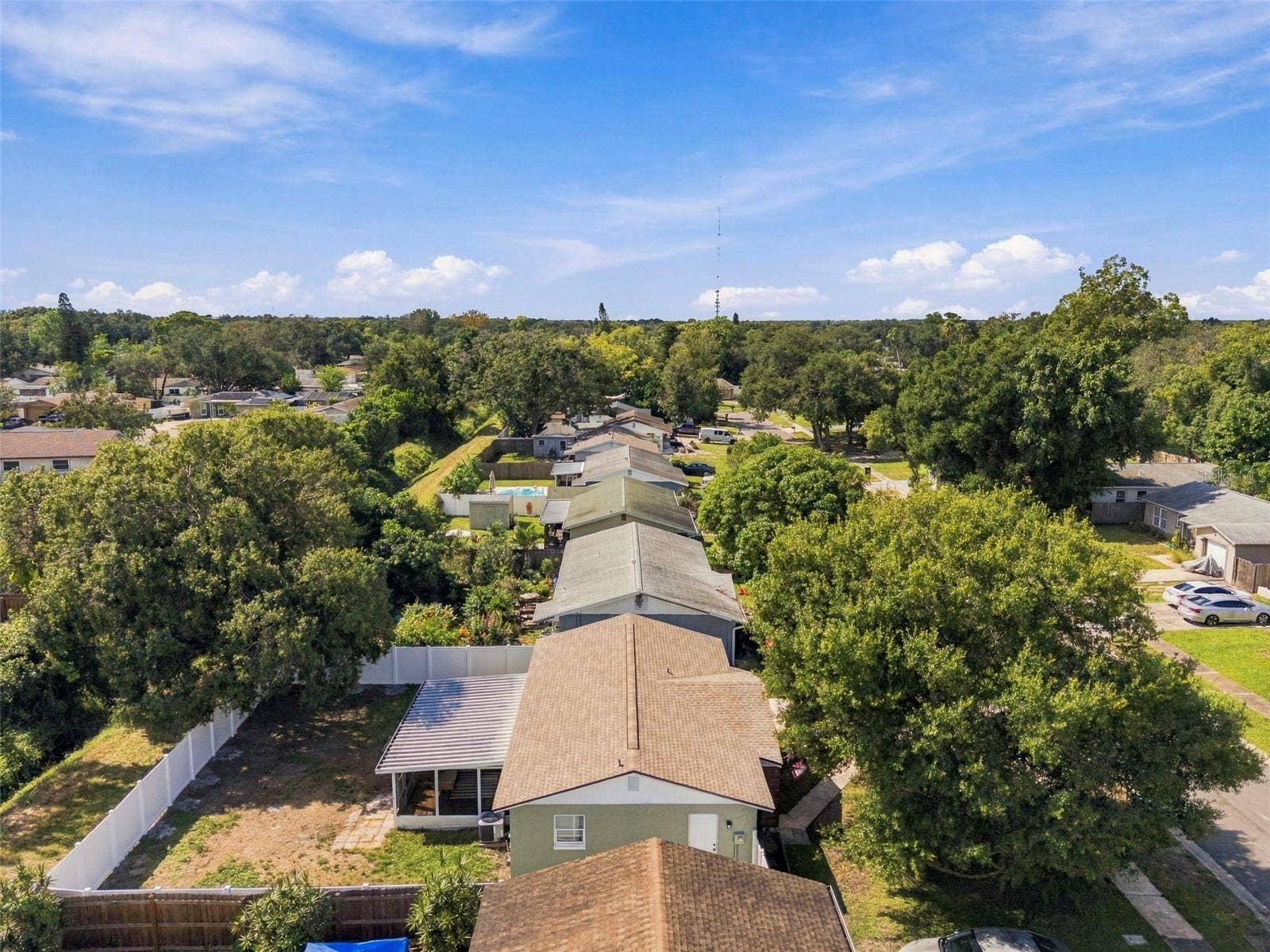 8168 82ND AVENUE, Seminole, FL 33777