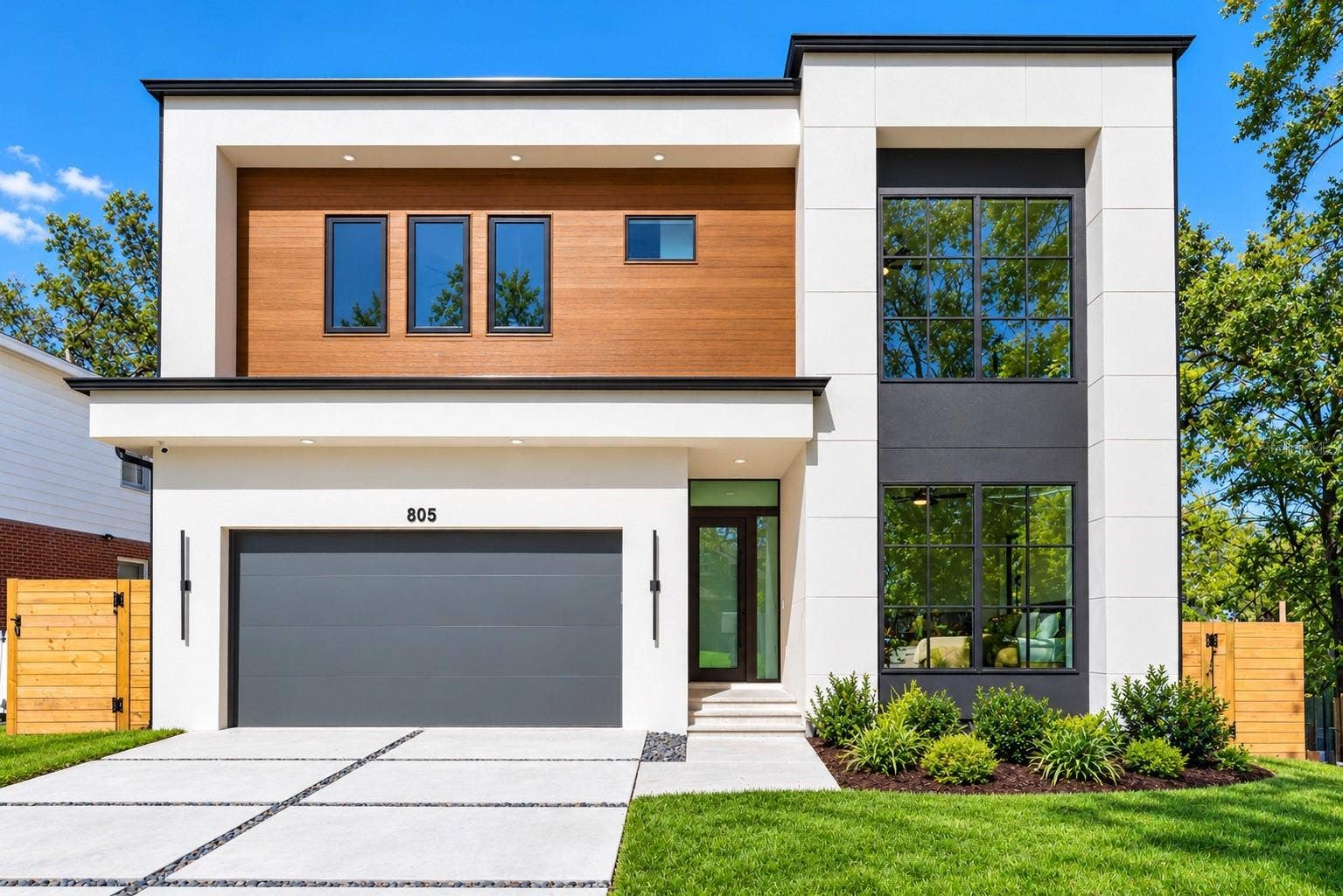 904 W FRIBLEY STREET, Tampa, FL 33603
