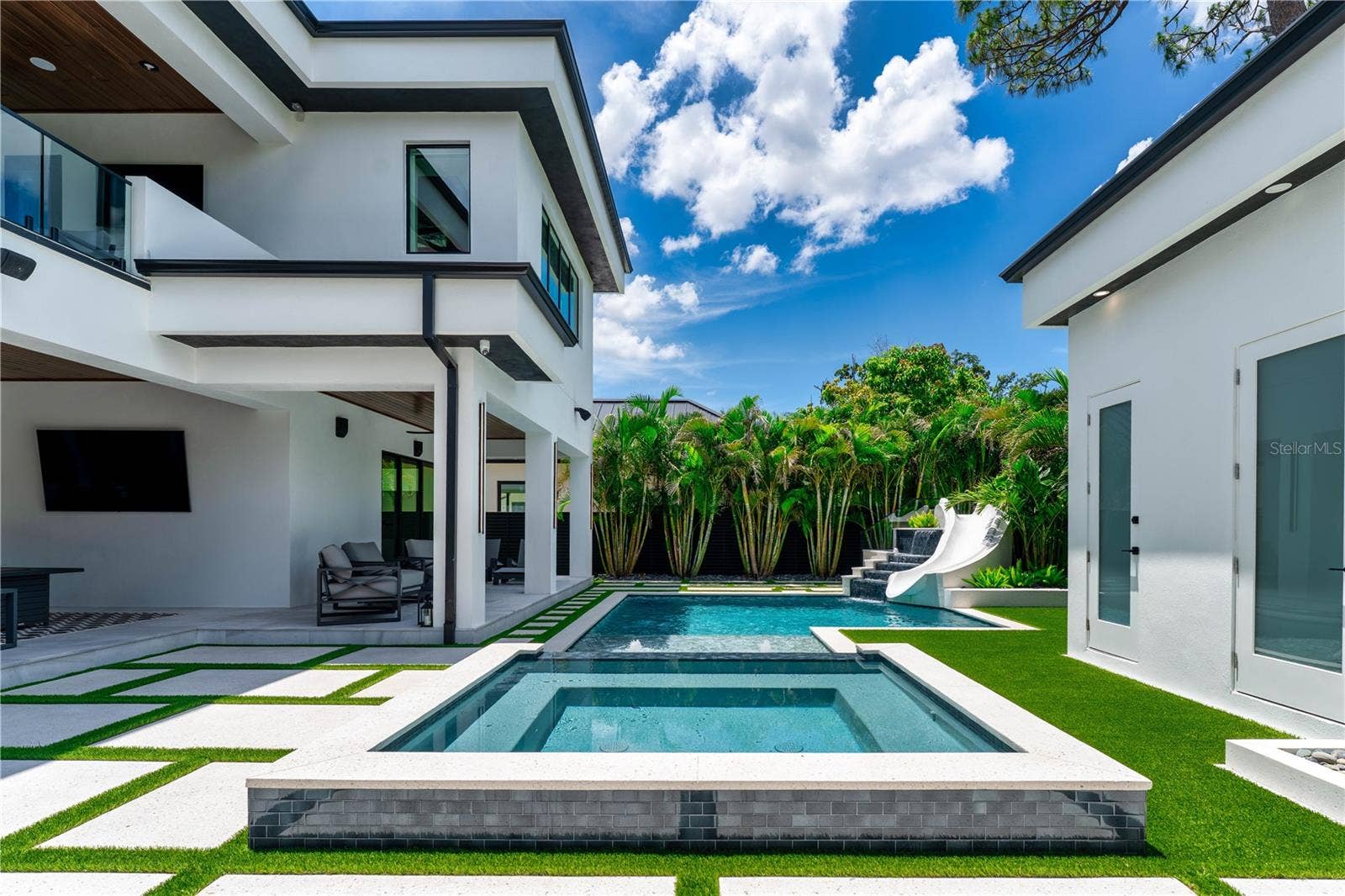 5002 W POE AVENUE, Tampa, FL 33629 5002 W POE AVENUE, Tampa, FL 33629