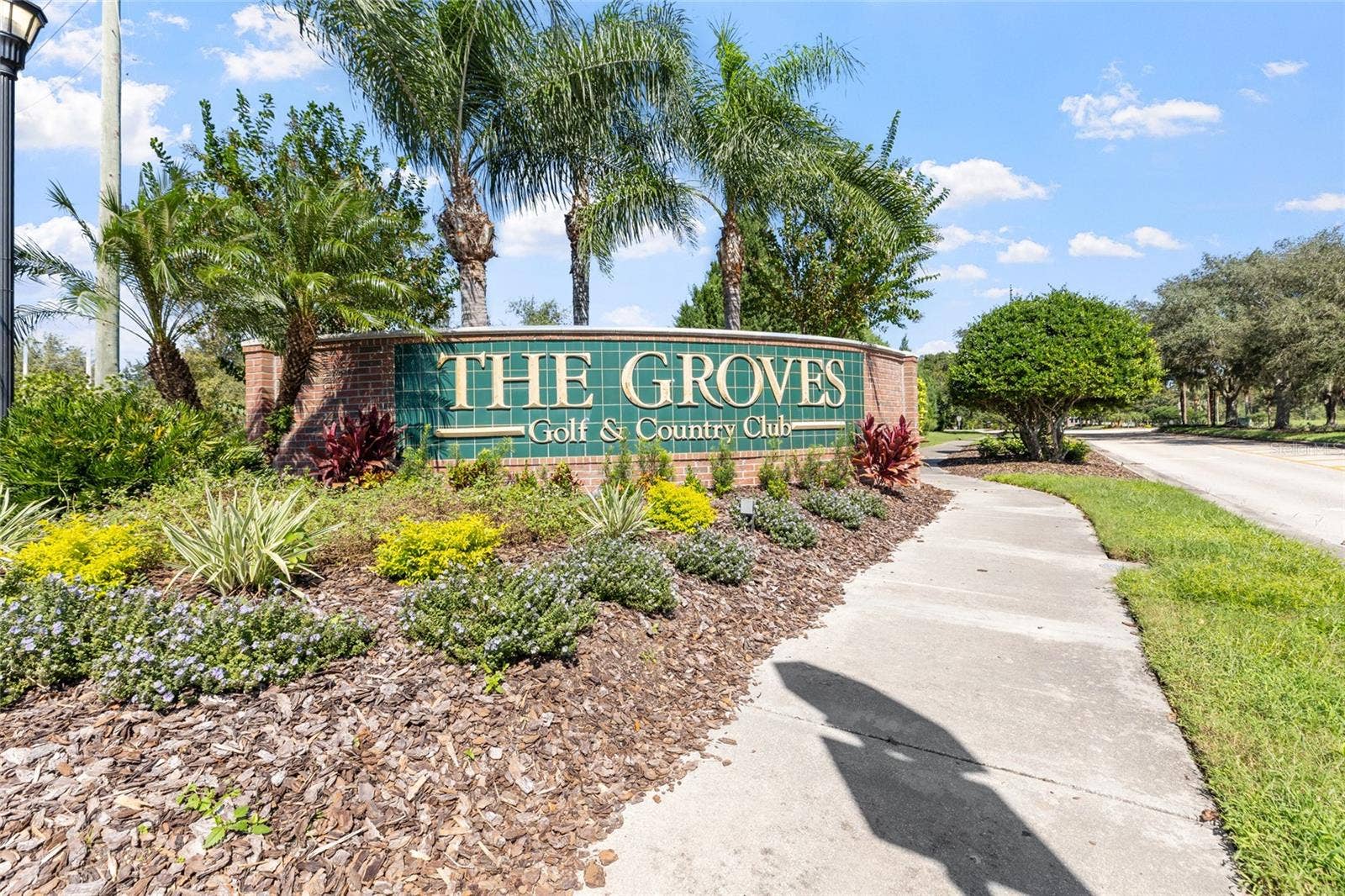 8103 SANGUINELLI ROAD, Land O Lakes, FL 34637 8103 SANGUINELLI ROAD, Land O Lakes, FL 34637