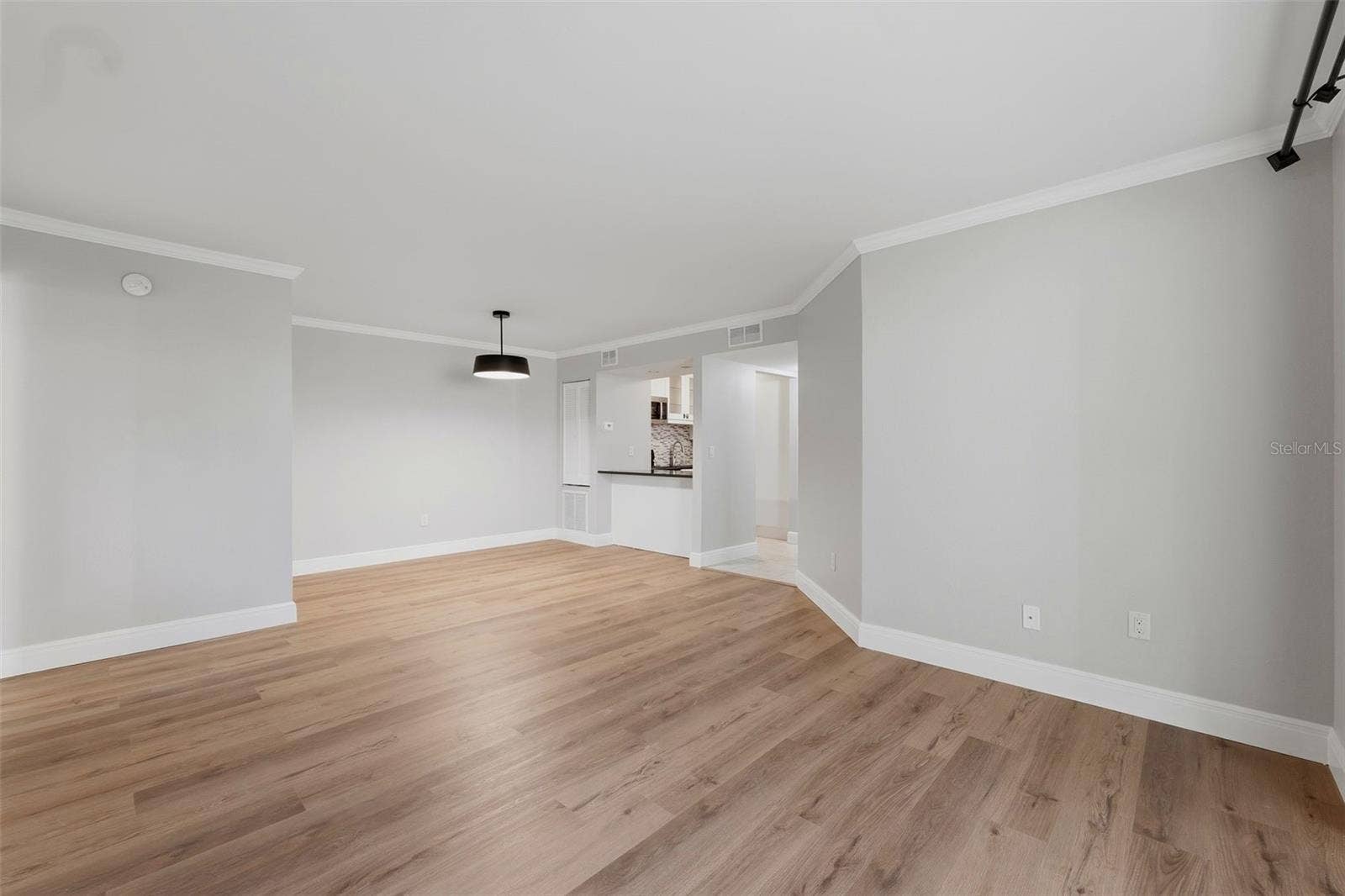 6014 LAKETREE LANE, #G, Temple Terrace, FL 33617 6014 LAKETREE LANE, #G, Temple Terrace, FL 33617