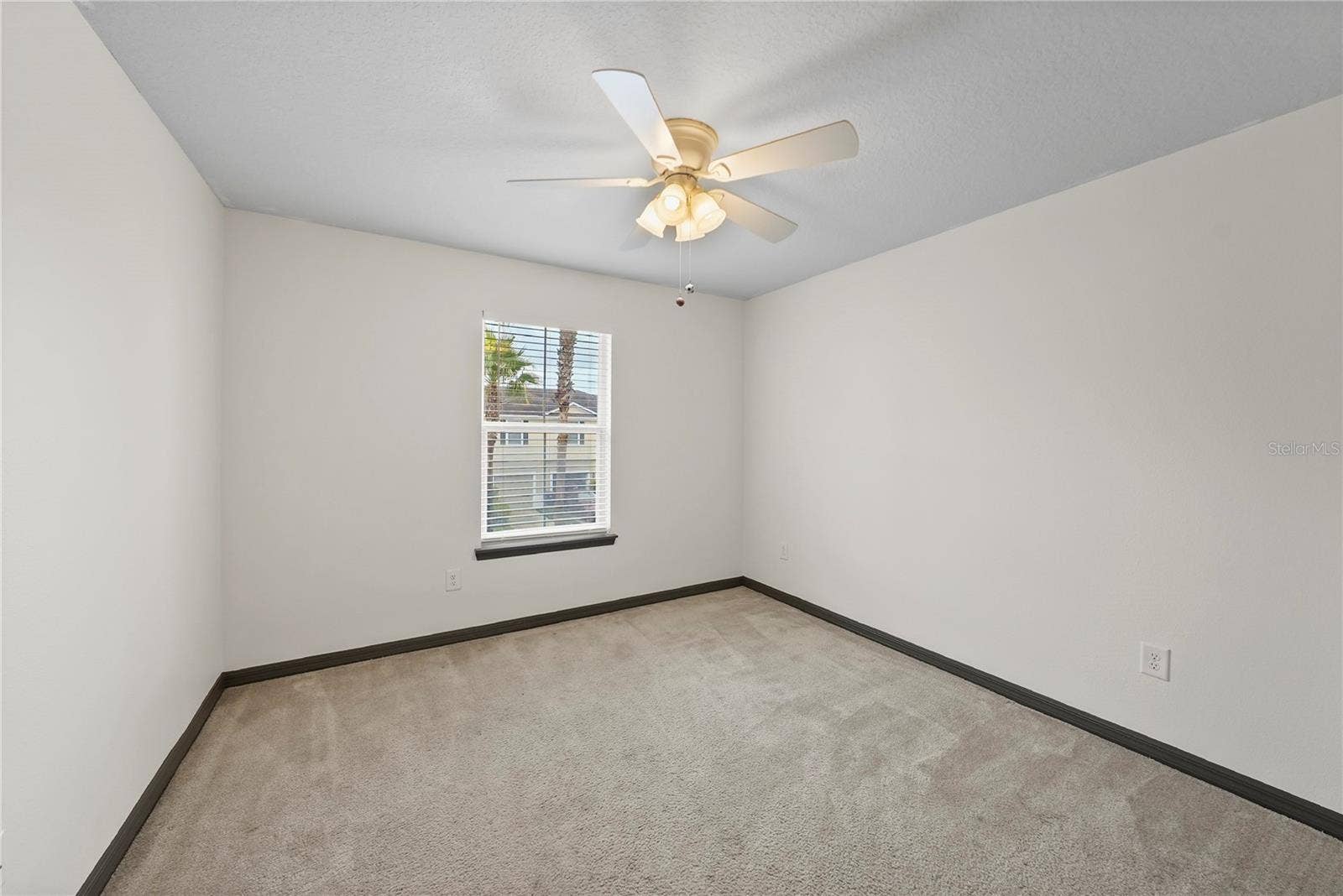 10948 VERAWOOD DRIVE, Riverview, FL 33579 10948 VERAWOOD DRIVE, Riverview, FL 33579