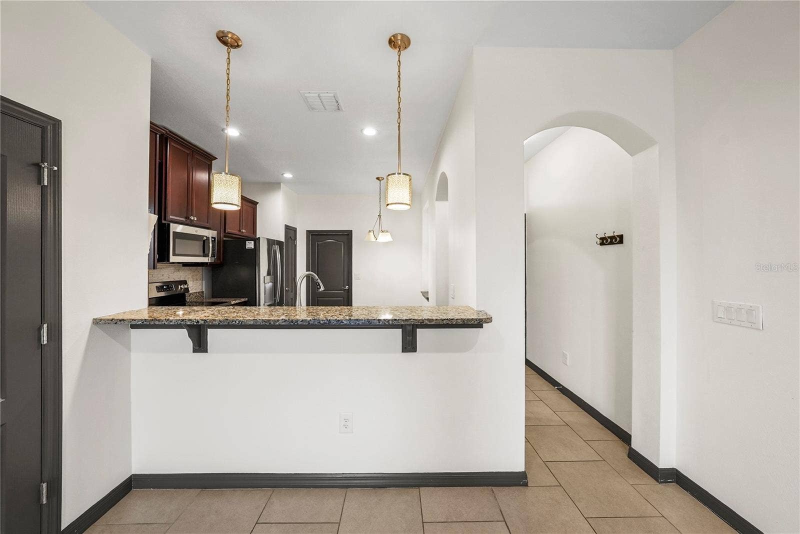 10948 VERAWOOD DRIVE, Riverview, FL 33579 10948 VERAWOOD DRIVE, Riverview, FL 33579