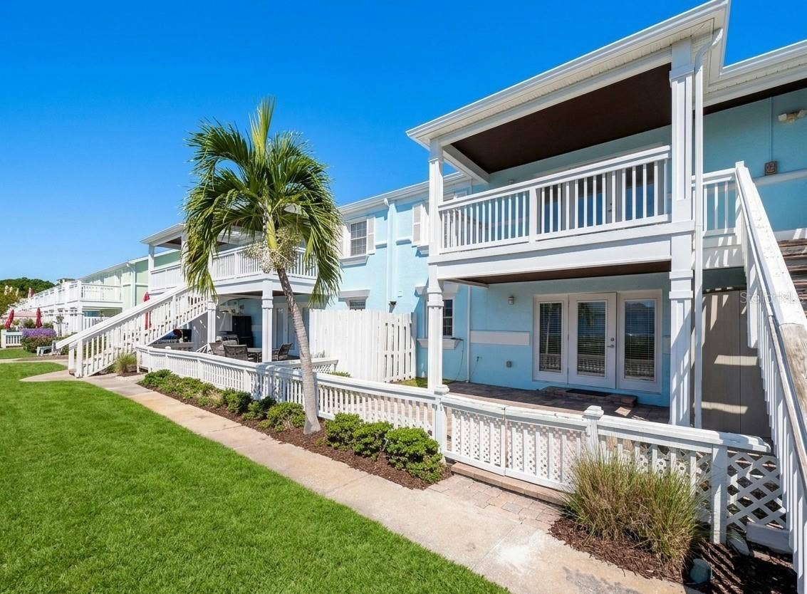 4985 COBIA DRIVE SE, #B, St Petersburg, FL 33705