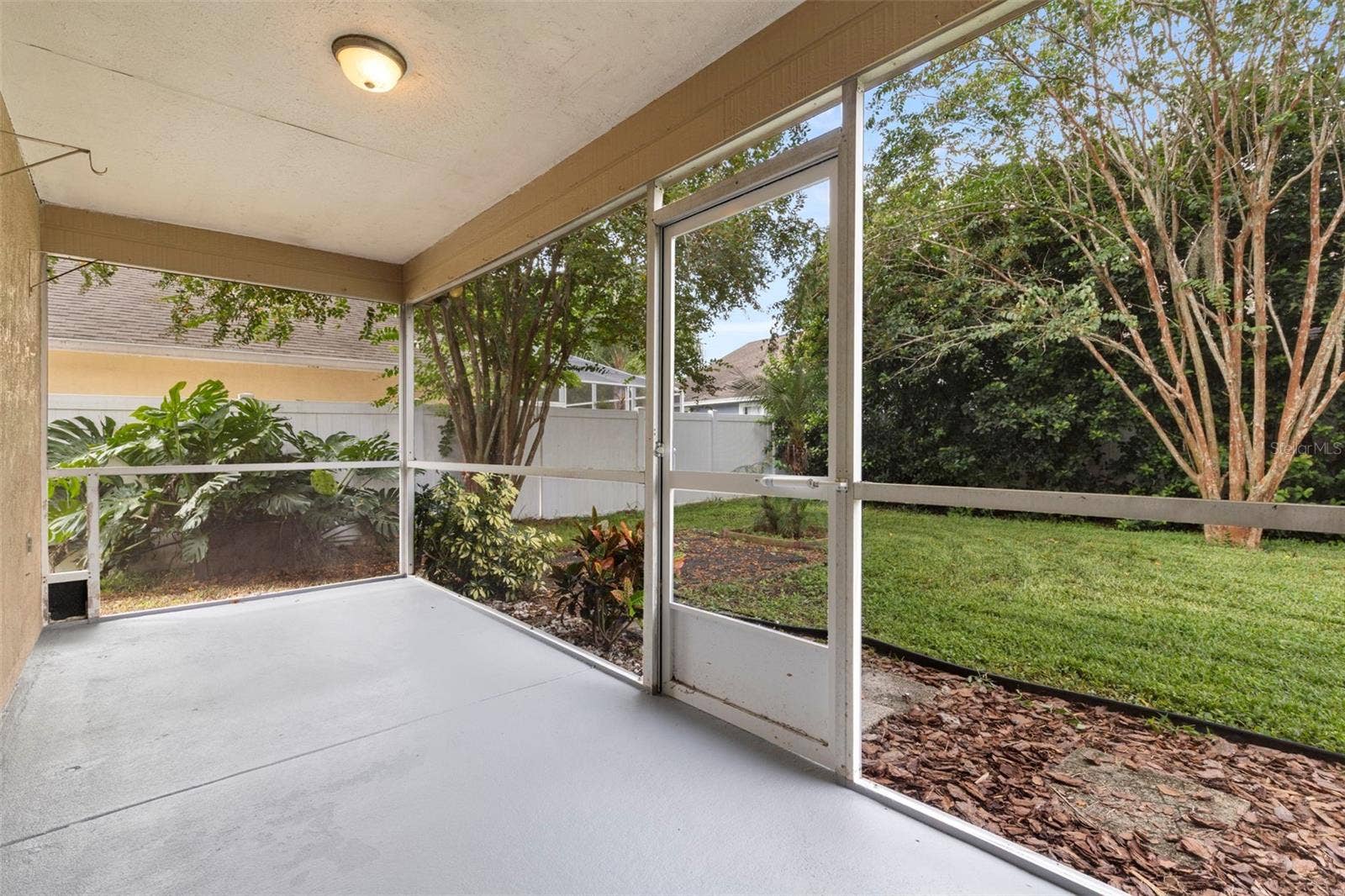 17504 WOODTHRUSH PLACE, Tampa, FL 33647 17504 WOODTHRUSH PLACE, Tampa, FL 33647