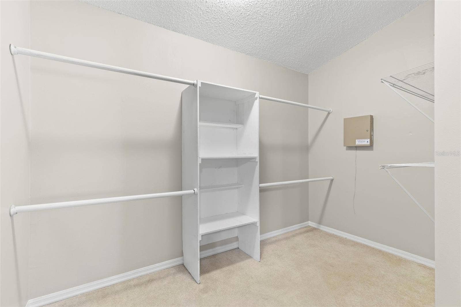 17504 WOODTHRUSH PLACE, Tampa, FL 33647 17504 WOODTHRUSH PLACE, Tampa, FL 33647