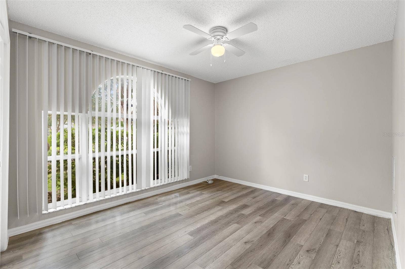 17504 WOODTHRUSH PLACE, Tampa, FL 33647 17504 WOODTHRUSH PLACE, Tampa, FL 33647