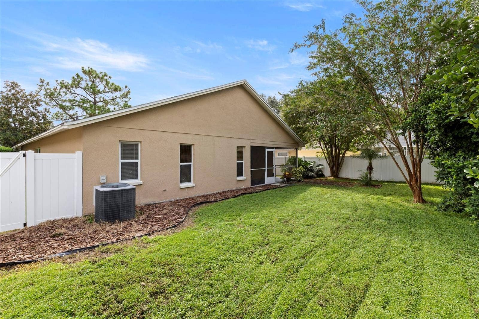 17504 WOODTHRUSH PLACE, Tampa, FL 33647 17504 WOODTHRUSH PLACE, Tampa, FL 33647