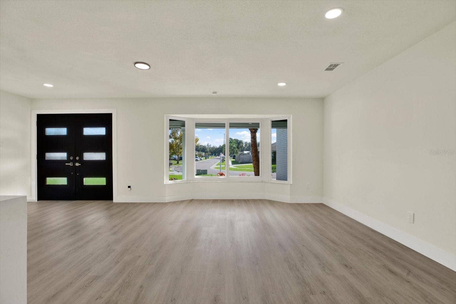 720 SAILFISH DRIVE, Brandon, FL 33511 720 SAILFISH DRIVE, Brandon, FL 33511