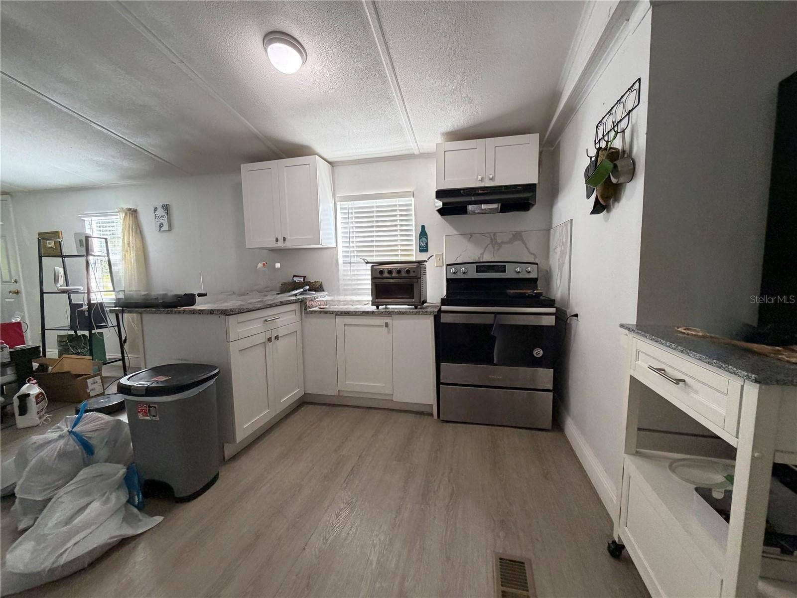 17327 TROJANTOWN DRIVE, Spring Hill, FL 34610 17327 TROJANTOWN DRIVE, Spring Hill, FL 34610