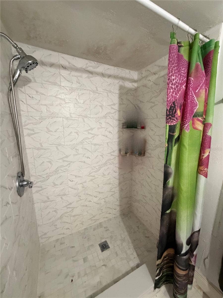 17327 TROJANTOWN DRIVE, Spring Hill, FL 34610 17327 TROJANTOWN DRIVE, Spring Hill, FL 34610