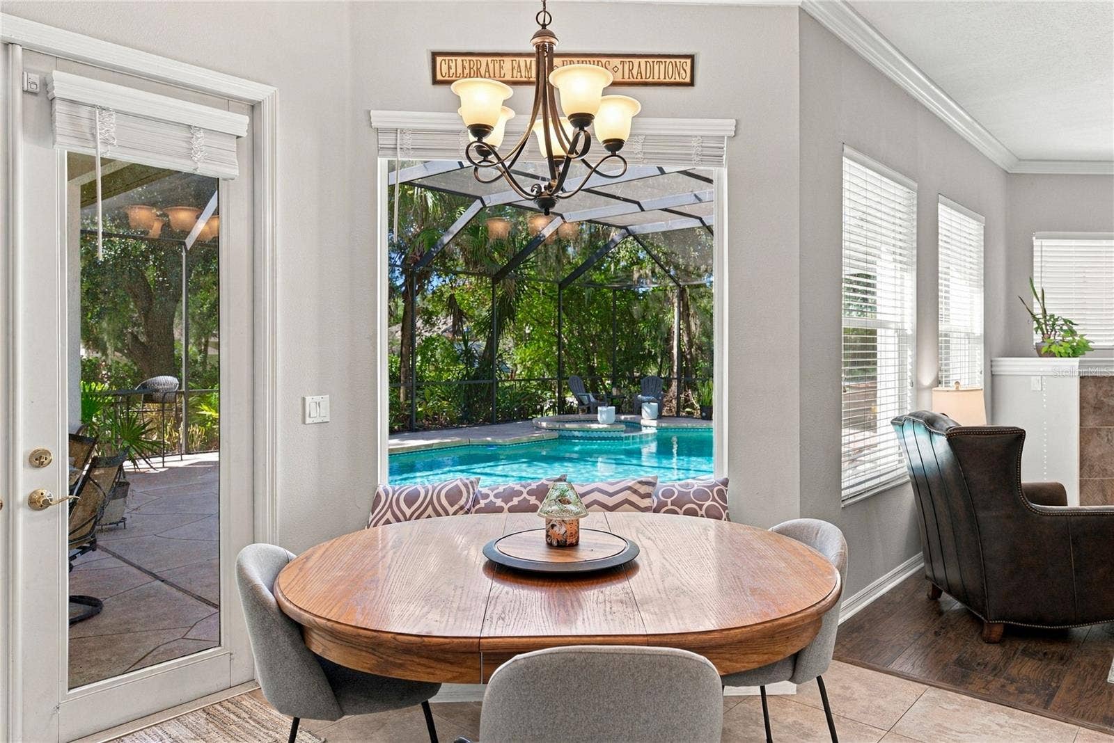 6010 KESTREL POINT AVENUE, Lithia, FL 33547 6010 KESTREL POINT AVENUE, Lithia, FL 33547