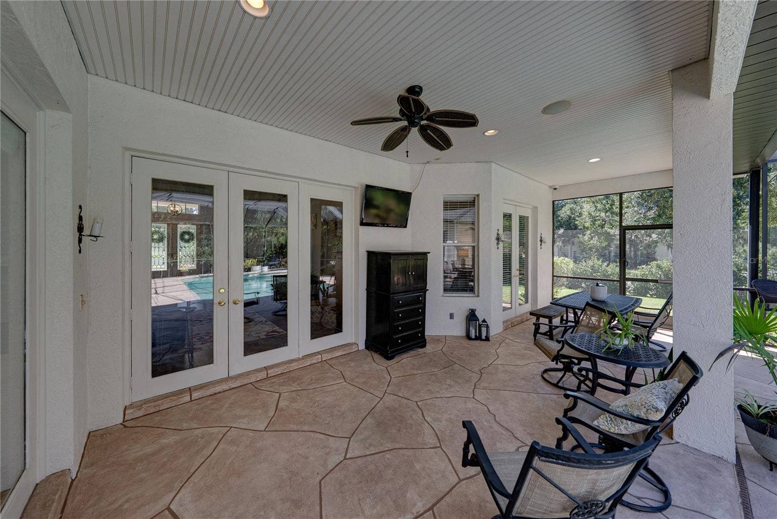 6010 KESTREL POINT AVENUE, Lithia, FL 33547 6010 KESTREL POINT AVENUE, Lithia, FL 33547