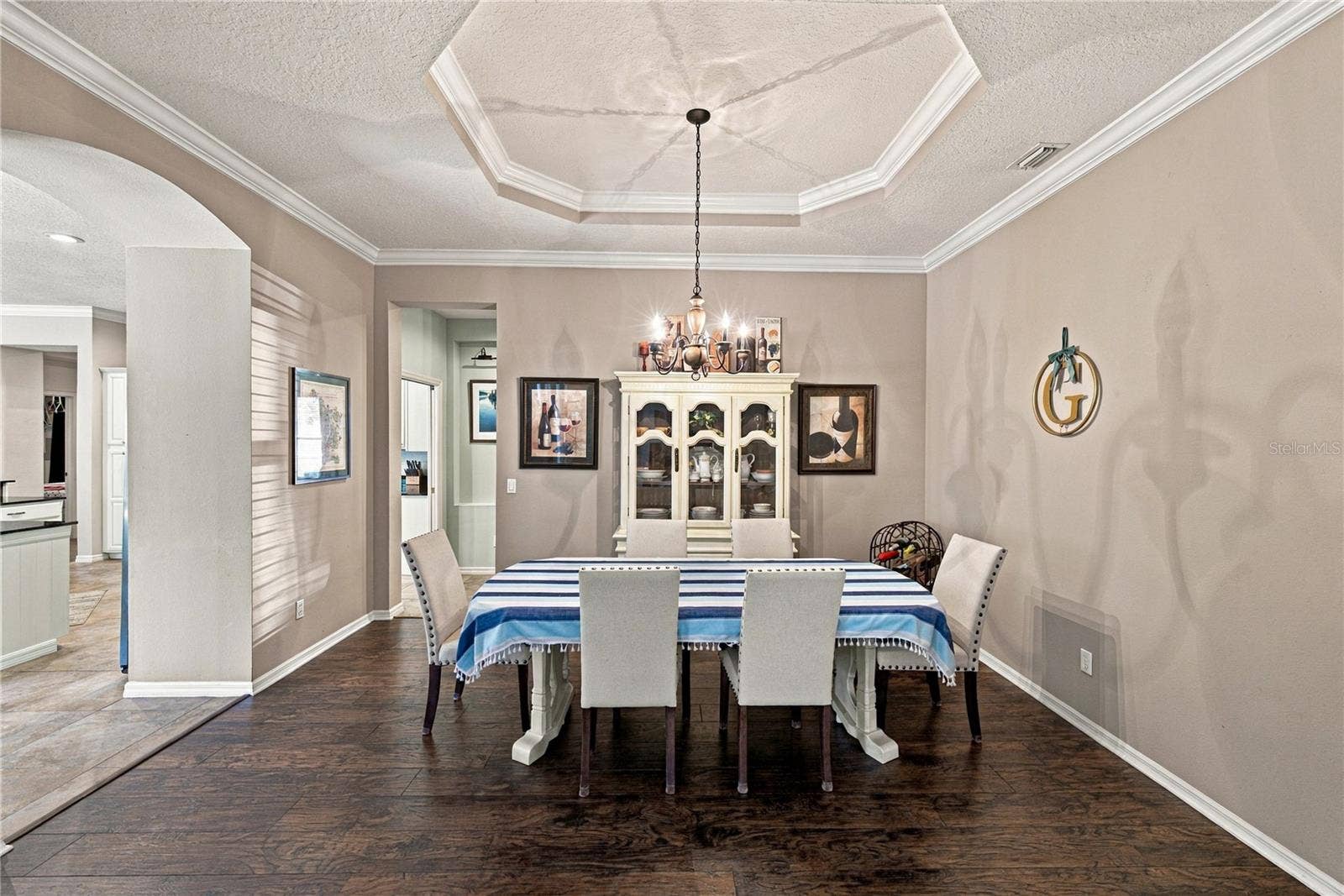 6010 KESTREL POINT AVENUE, Lithia, FL 33547 6010 KESTREL POINT AVENUE, Lithia, FL 33547