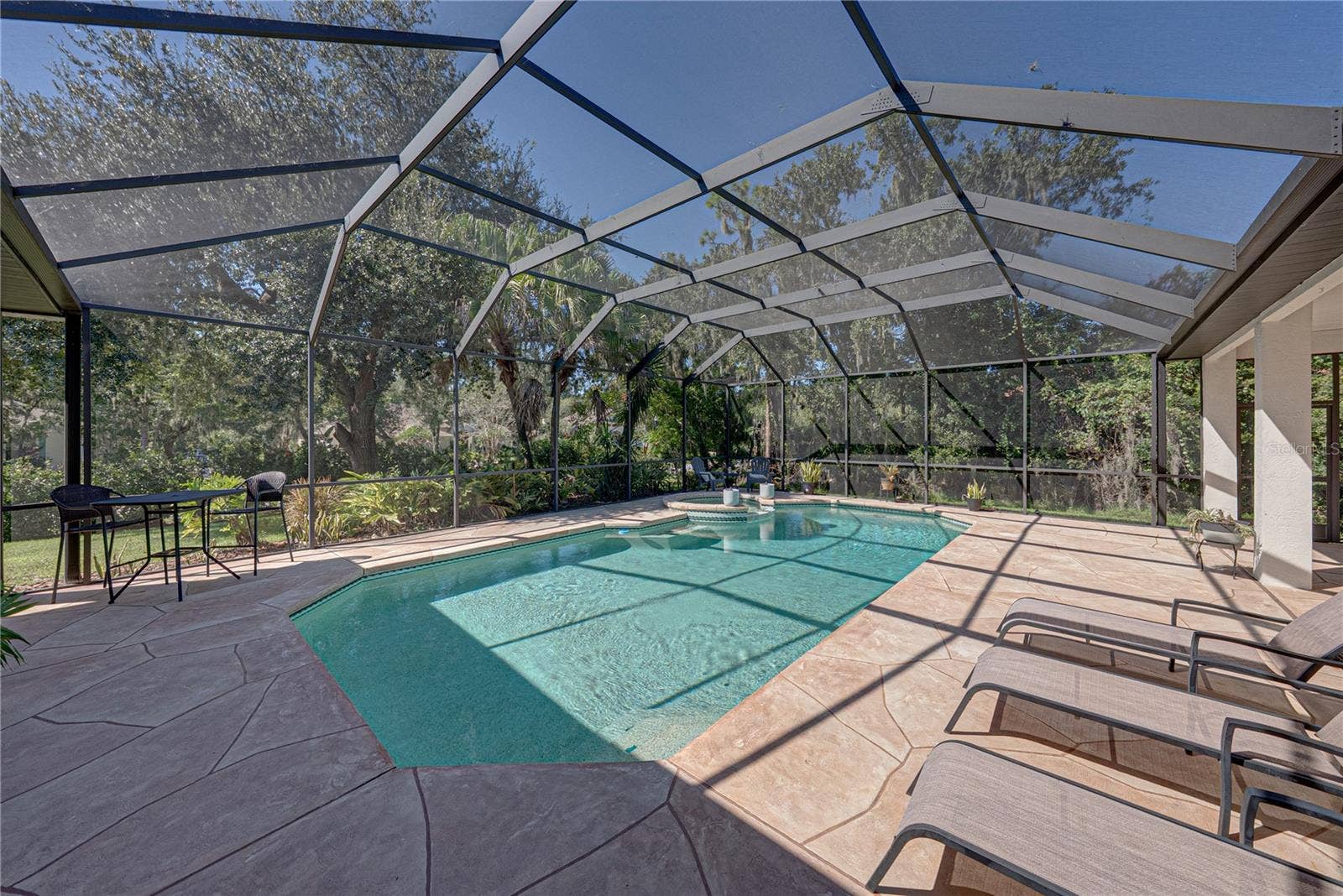 6010 KESTREL POINT AVENUE, Lithia, FL 33547 6010 KESTREL POINT AVENUE, Lithia, FL 33547