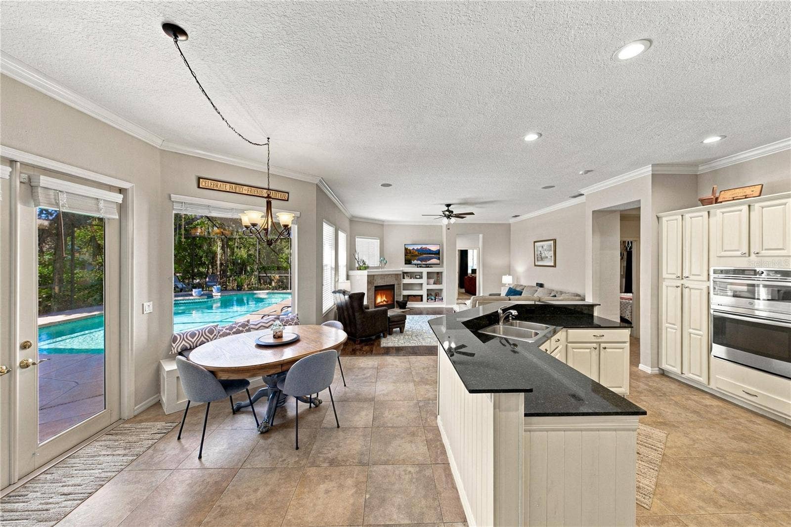 6010 KESTREL POINT AVENUE, Lithia, FL 33547 6010 KESTREL POINT AVENUE, Lithia, FL 33547