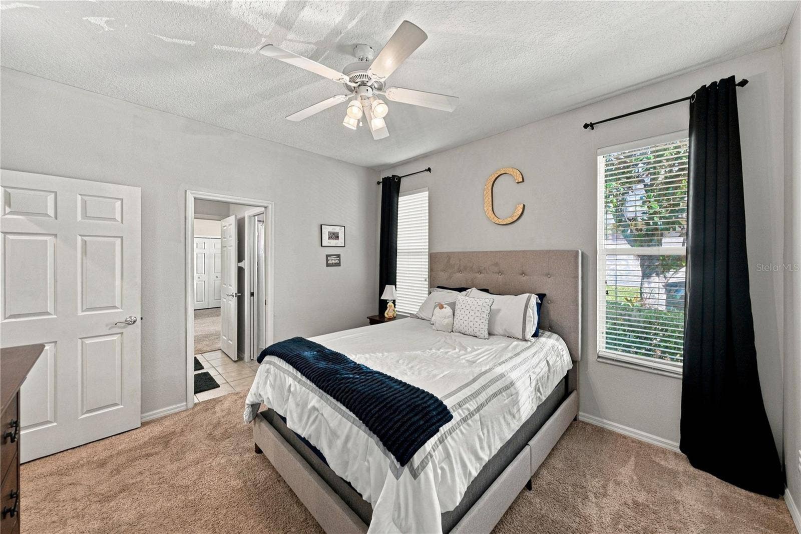 6010 KESTREL POINT AVENUE, Lithia, FL 33547 6010 KESTREL POINT AVENUE, Lithia, FL 33547