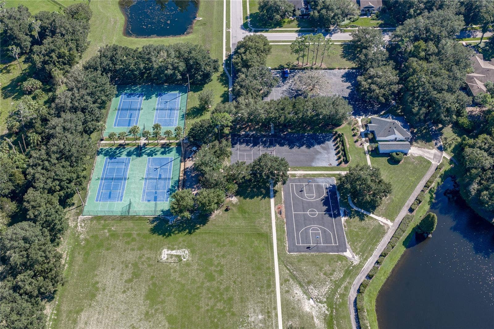 6010 KESTREL POINT AVENUE, Lithia, FL 33547 6010 KESTREL POINT AVENUE, Lithia, FL 33547