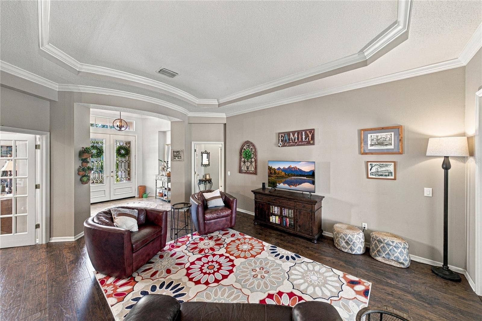 6010 KESTREL POINT AVENUE, Lithia, FL 33547 6010 KESTREL POINT AVENUE, Lithia, FL 33547