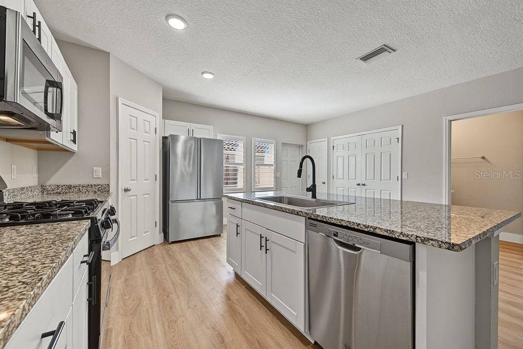 2595 FENCEPOST DRIVE, Odessa, FL 33556