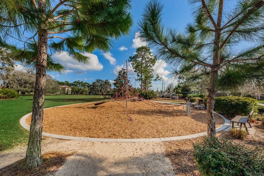 2595 FENCEPOST DRIVE, Odessa, FL 33556
