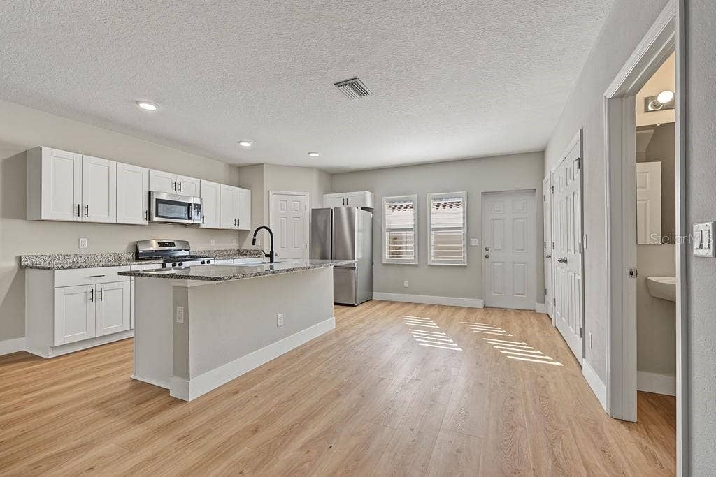 2595 FENCEPOST DRIVE, Odessa, FL 33556
