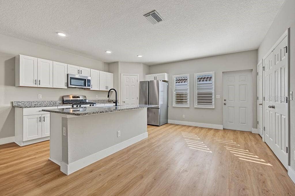 2595 FENCEPOST DRIVE, Odessa, FL 33556