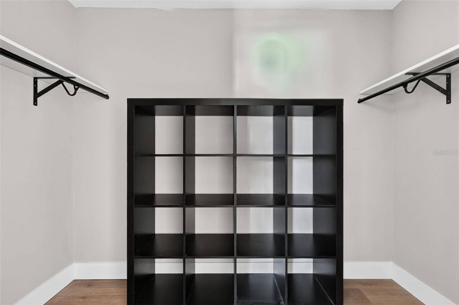 Walk-in closet