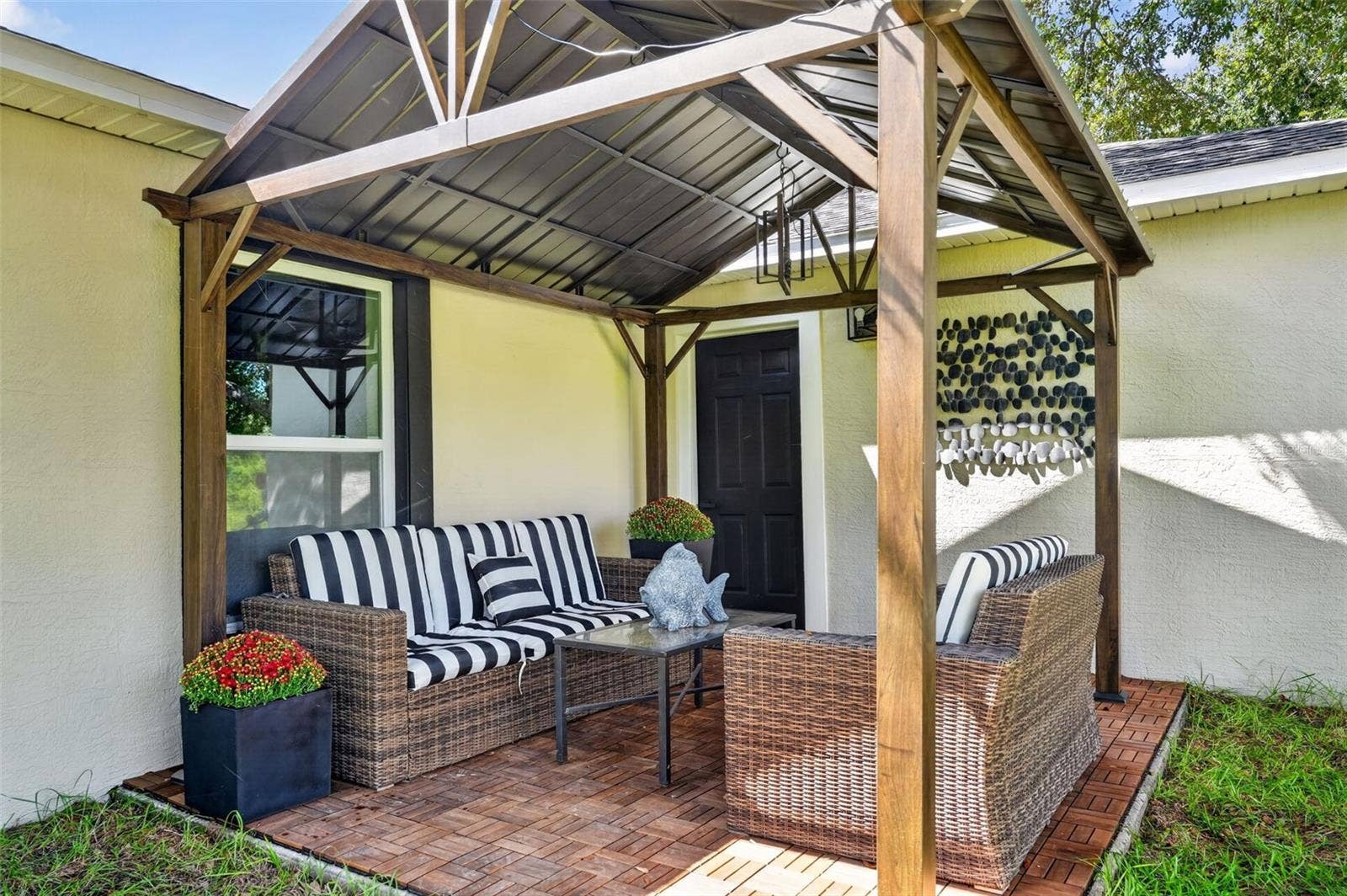 1210 CASA BONITA AVENUE, Ruskin, FL 33570