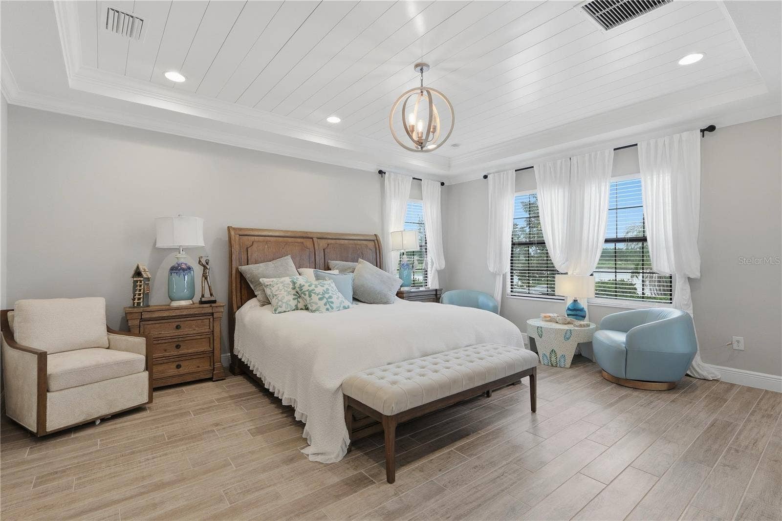 14608 RED CASTLE AVENUE, Lithia, FL 33547 14608 RED CASTLE AVENUE, Lithia, FL 33547