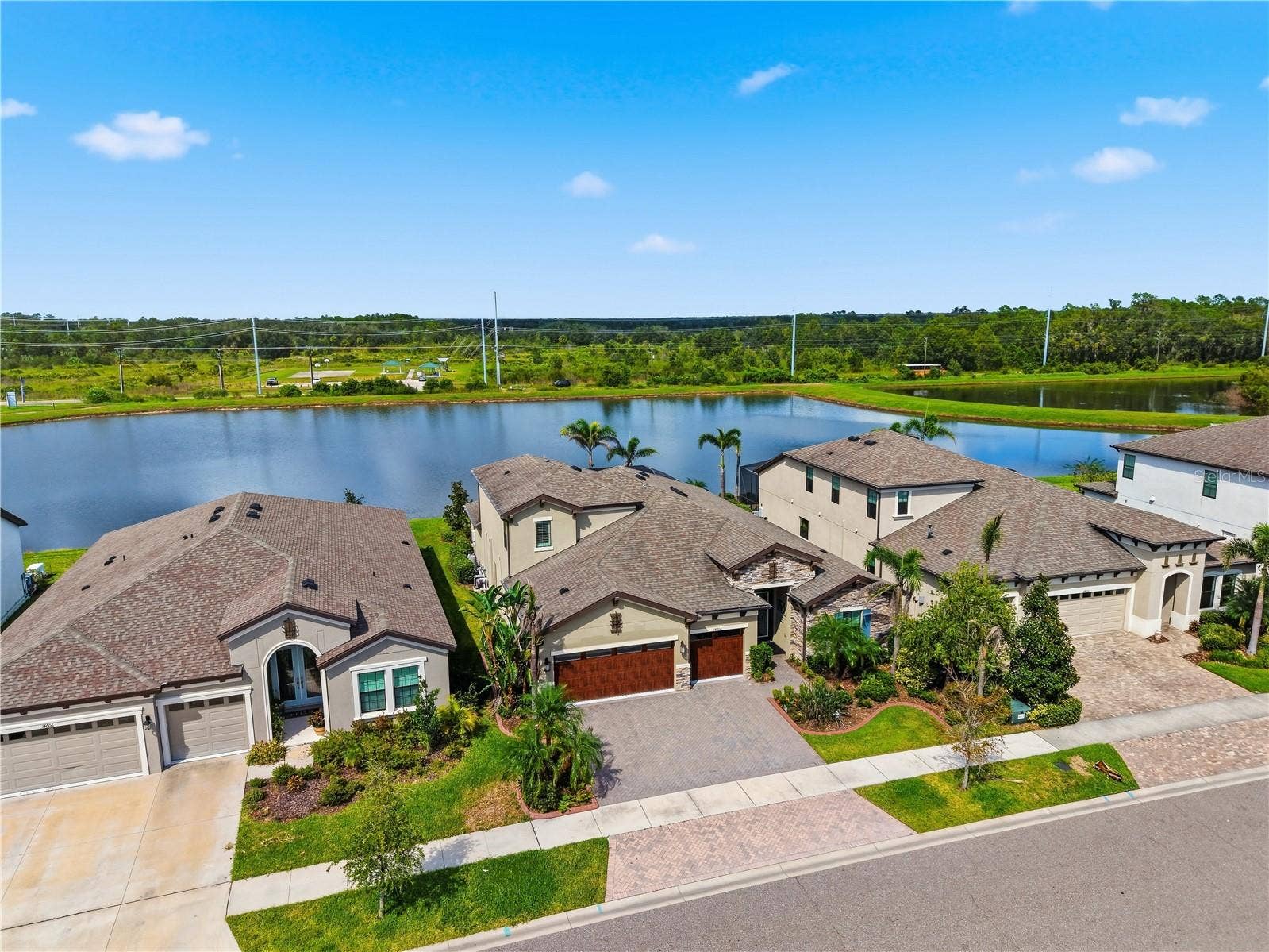 14608 RED CASTLE AVENUE, Lithia, FL 33547 14608 RED CASTLE AVENUE, Lithia, FL 33547
