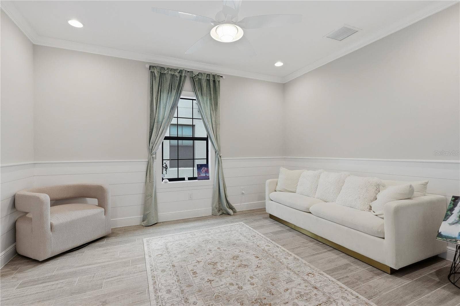 14608 RED CASTLE AVENUE, Lithia, FL 33547 14608 RED CASTLE AVENUE, Lithia, FL 33547