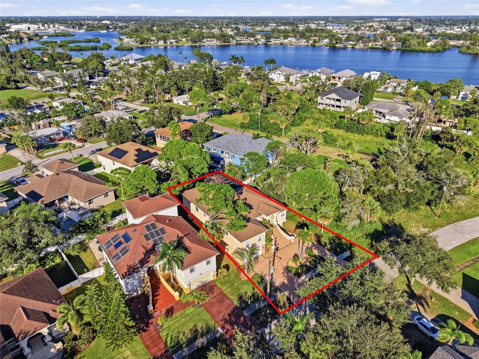 1212 CASTLE TERRACE, Tarpon Springs, FL 34689