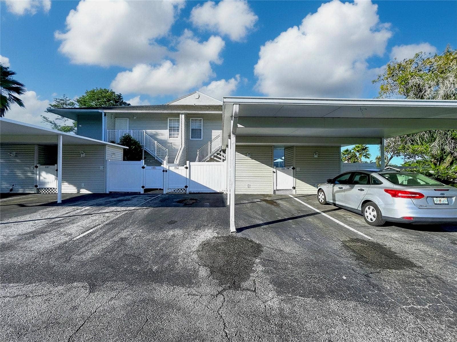 8350 SAVANNAH TRACE CIRCLE, #102, Tampa, FL 33615 8350 SAVANNAH TRACE CIRCLE, #102, Tampa, FL 33615