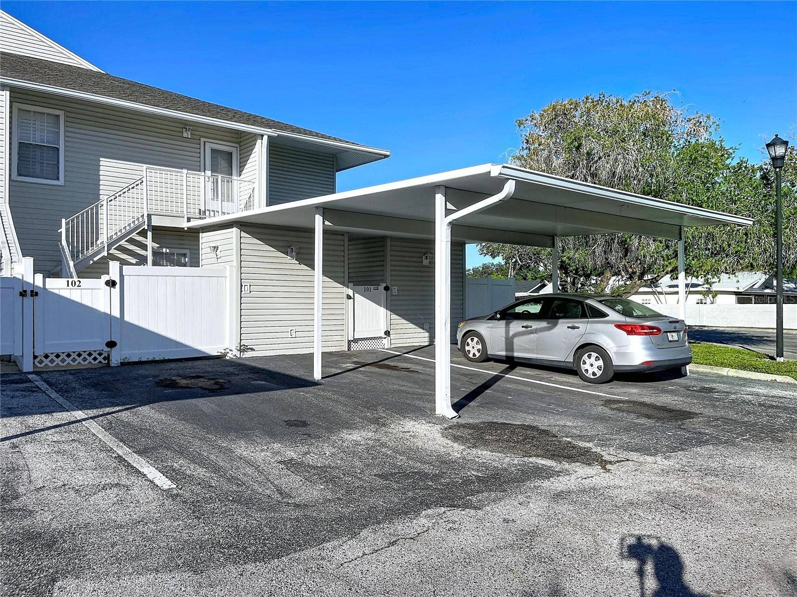 8350 SAVANNAH TRACE CIRCLE, #102, Tampa, FL 33615 8350 SAVANNAH TRACE CIRCLE, #102, Tampa, FL 33615