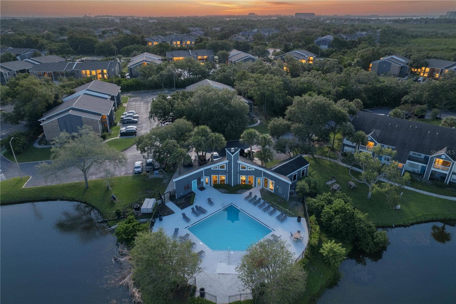 8350 SAVANNAH TRACE CIRCLE, #102, Tampa, FL 33615 8350 SAVANNAH TRACE CIRCLE, #102, Tampa, FL 33615