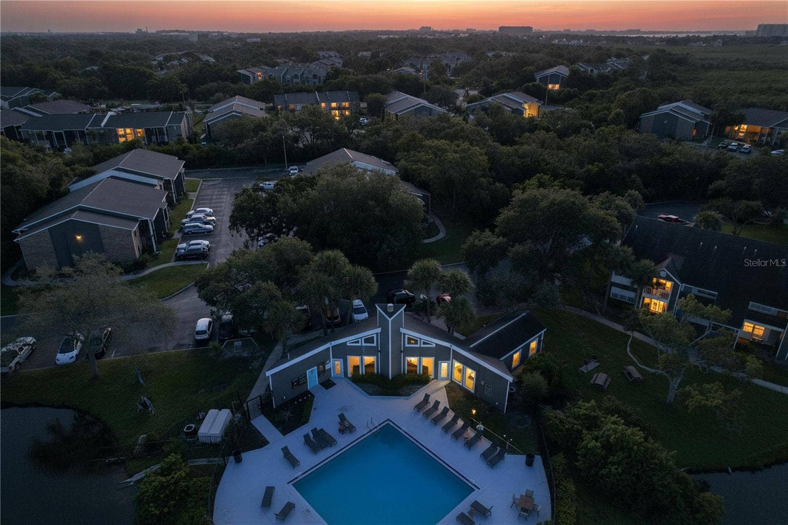 8350 SAVANNAH TRACE CIRCLE, #102, Tampa, FL 33615 8350 SAVANNAH TRACE CIRCLE, #102, Tampa, FL 33615