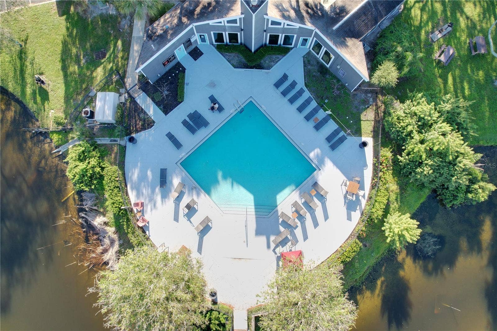8350 SAVANNAH TRACE CIRCLE, #102, Tampa, FL 33615 8350 SAVANNAH TRACE CIRCLE, #102, Tampa, FL 33615