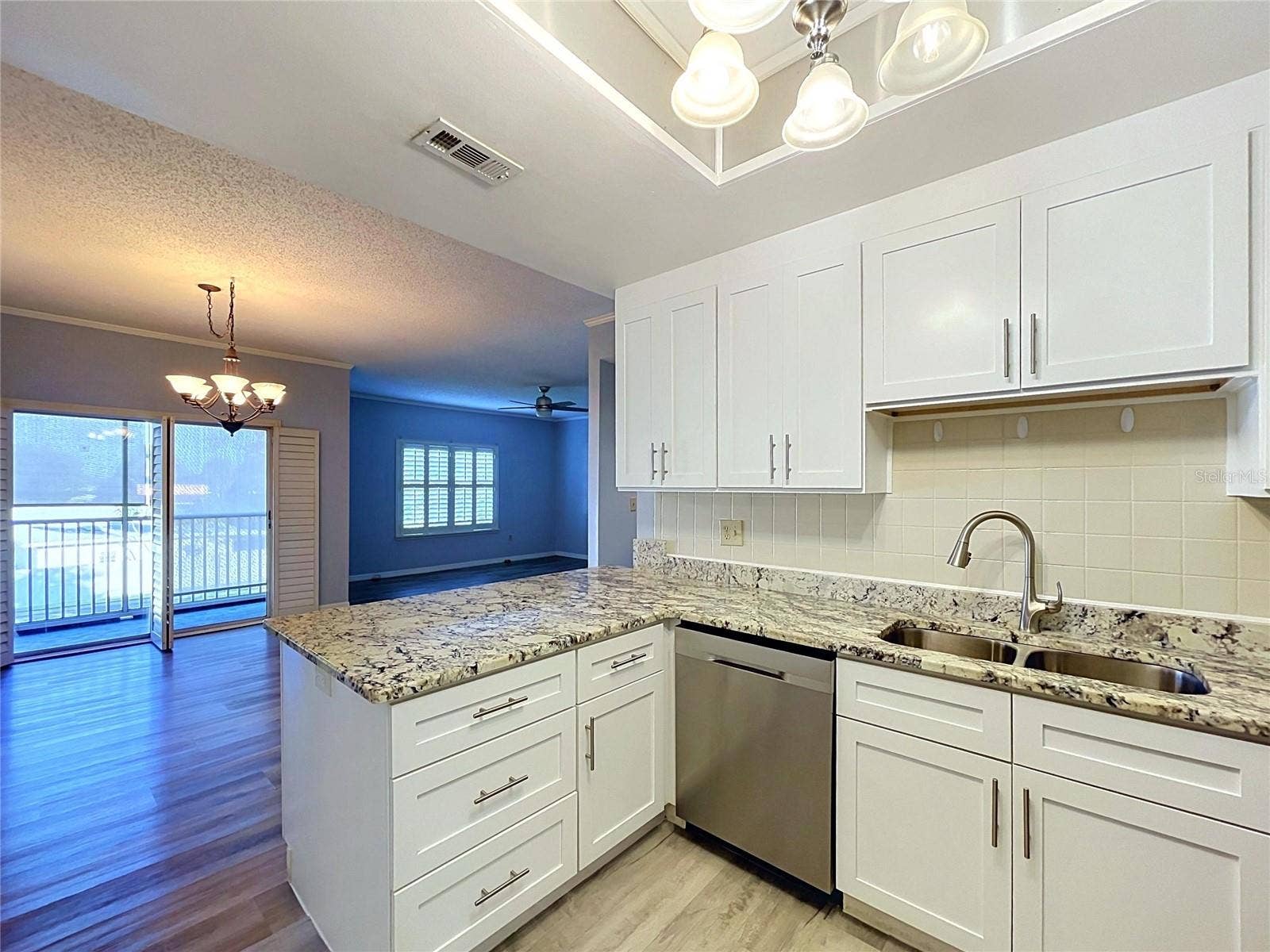 8350 SAVANNAH TRACE CIRCLE, #102, Tampa, FL 33615 8350 SAVANNAH TRACE CIRCLE, #102, Tampa, FL 33615