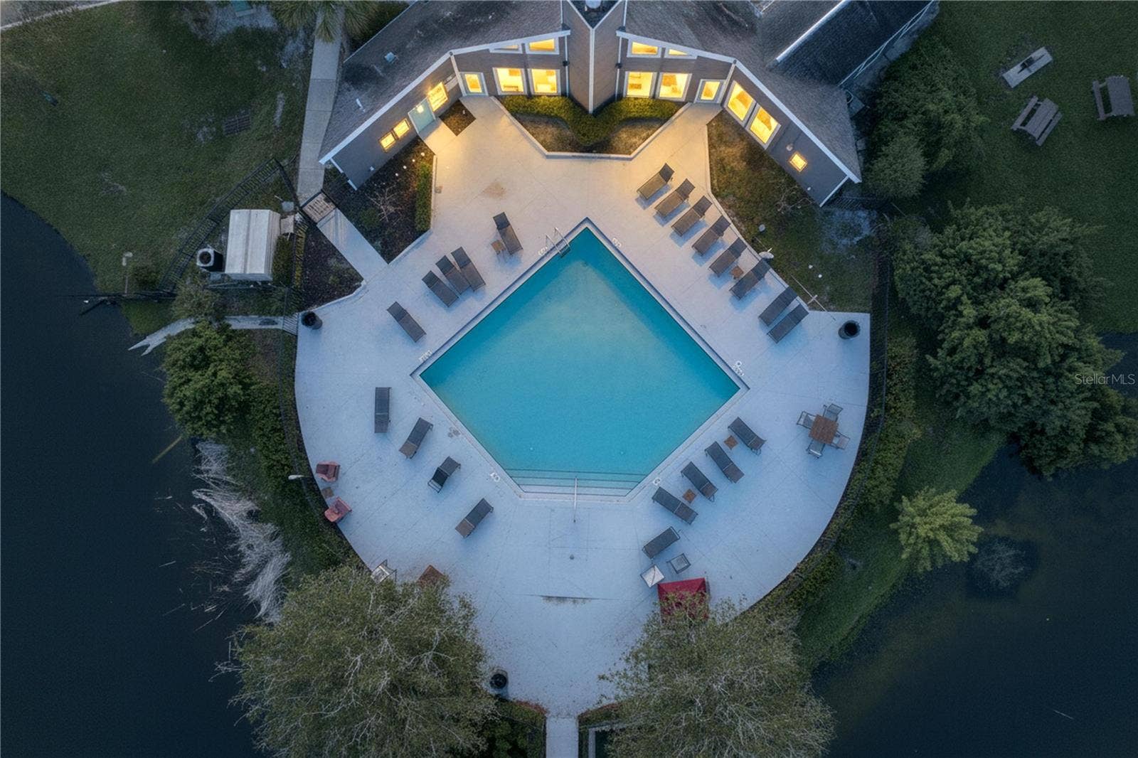 8350 SAVANNAH TRACE CIRCLE, #102, Tampa, FL 33615 8350 SAVANNAH TRACE CIRCLE, #102, Tampa, FL 33615