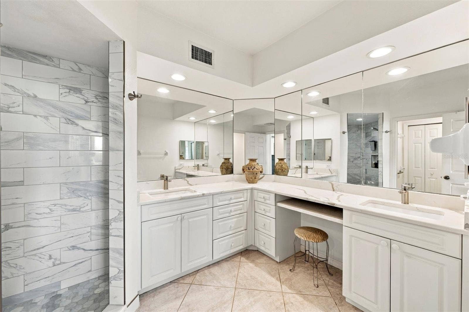 1200 COUNTRY CLUB DRIVE, #2306, Largo, FL 33771