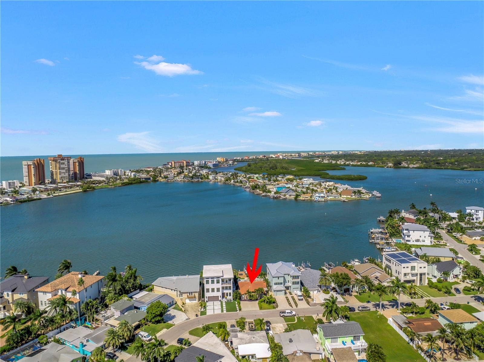 106 WALL STREET, Redington Shores, FL 33708
