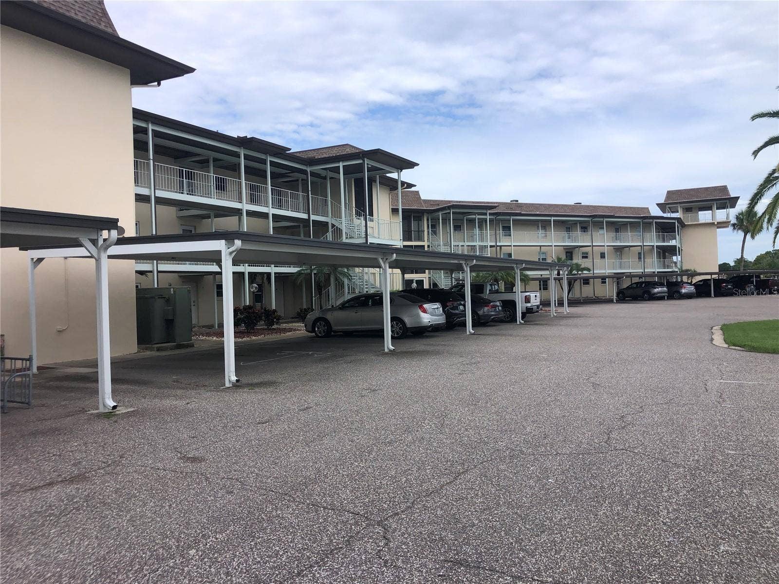 4660 MARINE PARKWAY, #304, New Port Richey, FL 34652 4660 MARINE PARKWAY, #304, New Port Richey, FL 34652