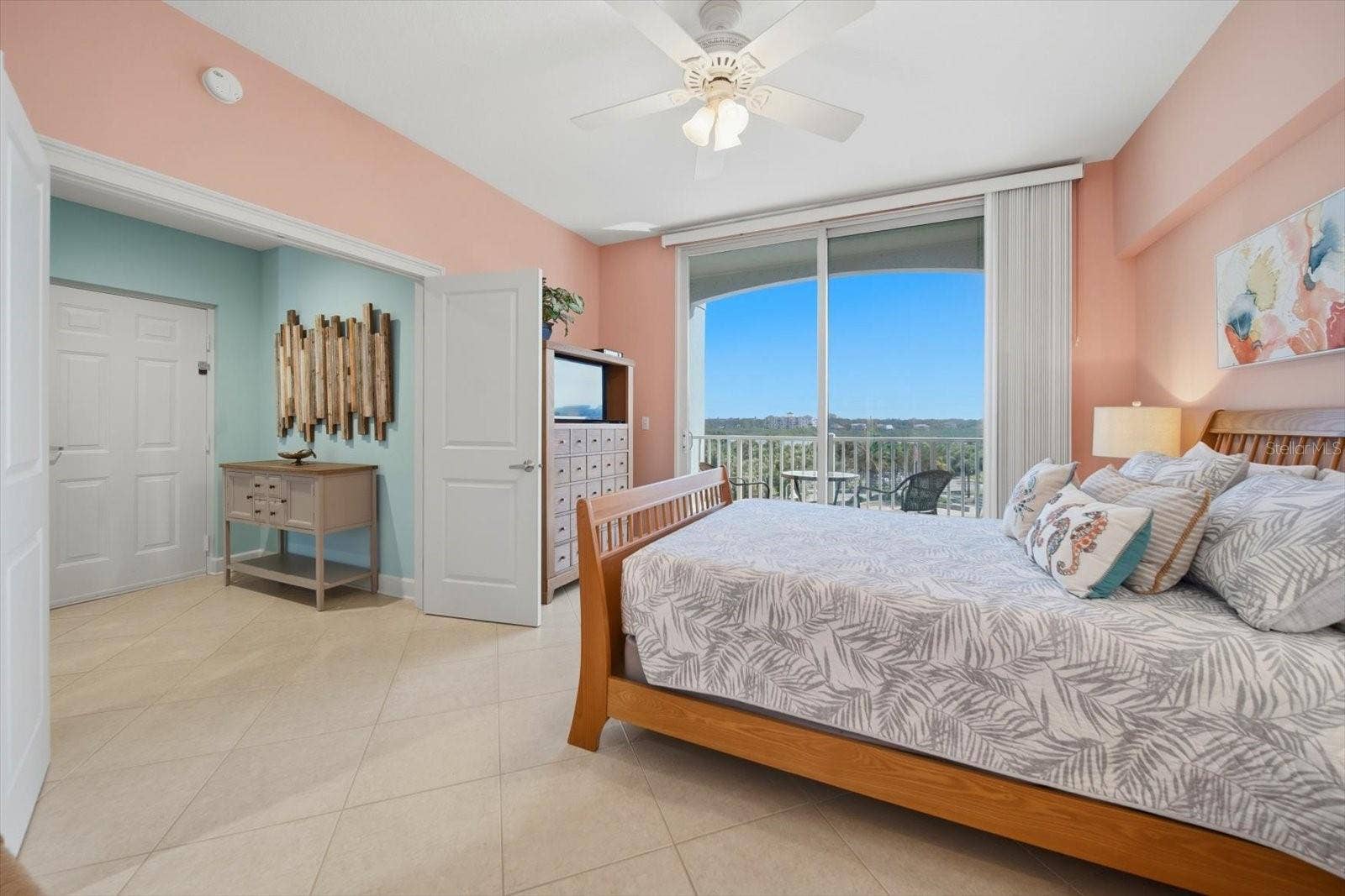 19600 GULF BOULEVARD, #301, Indian Shores, FL 33785 19600 GULF BOULEVARD, #301, Indian Shores, FL 33785