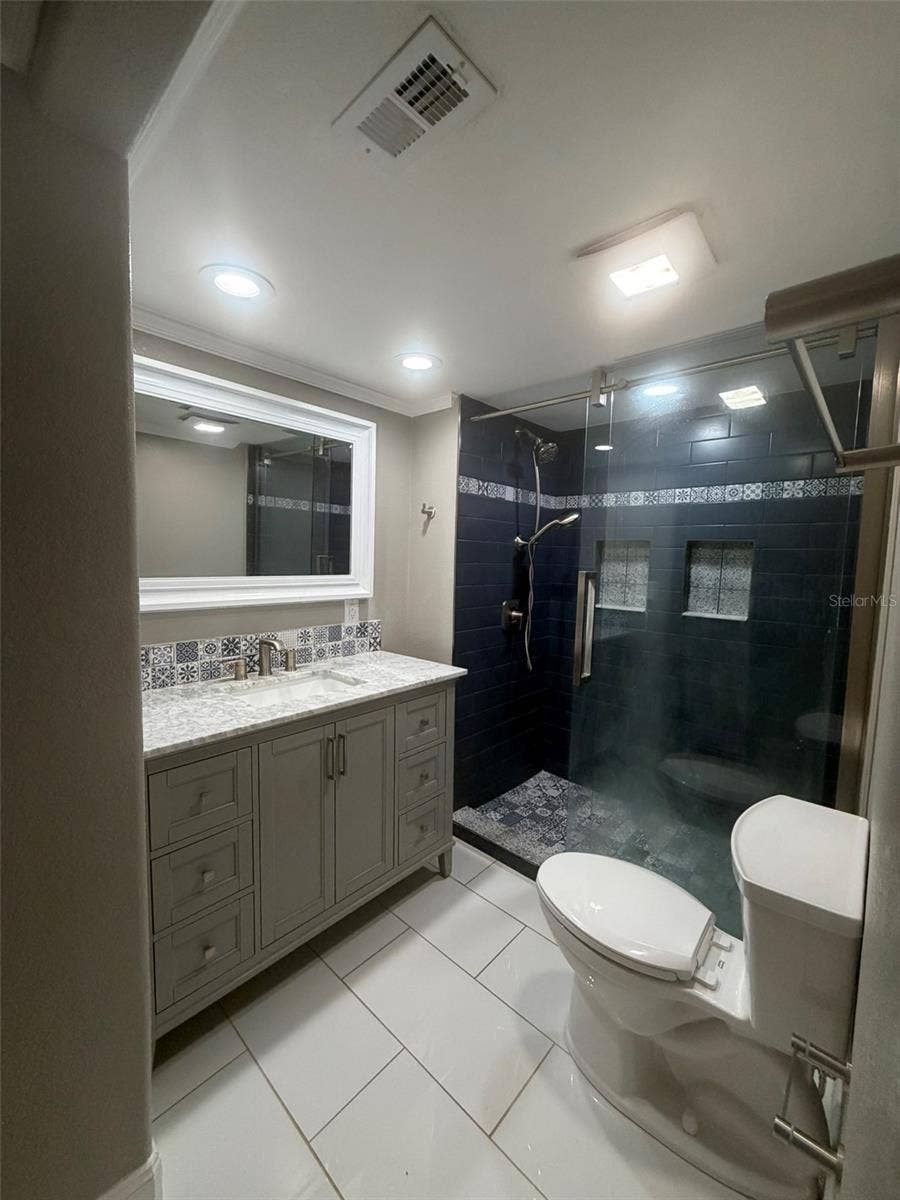 101 W LEMON STREET, #2, Tarpon Springs, FL 34689 101 W LEMON STREET, #2, Tarpon Springs, FL 34689