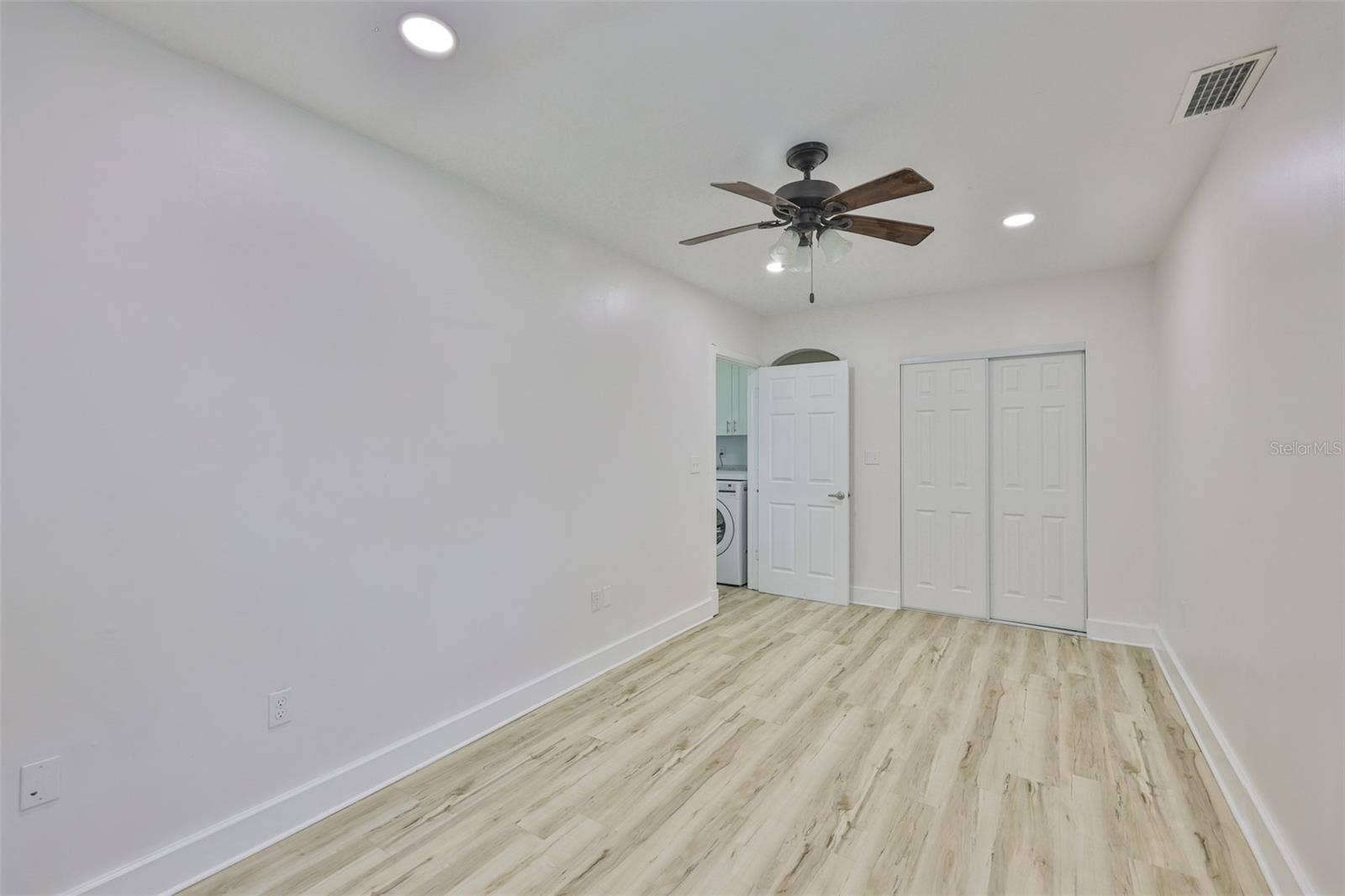 121 WINDY CIRCLE, Brandon, FL 33511